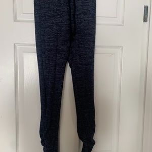 NWT Navy Heather, Ruched Ankle A&F Jogger XS